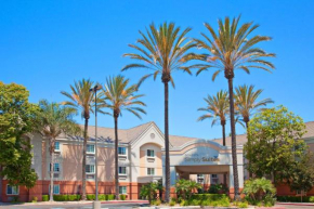 Гостиница Sonesta Simply Suites Orange County Airport  Санта-Ана